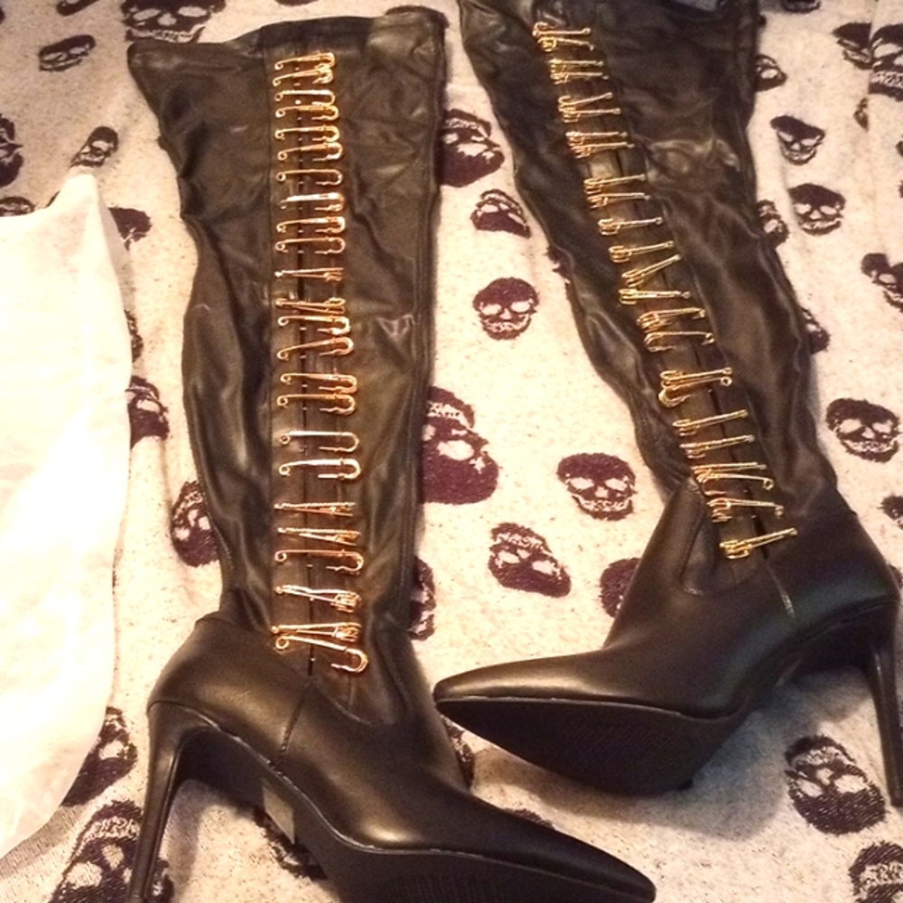 Azalea Wang "Shut The Club Down" Thigh-High  Black Stiletto Boots NIB